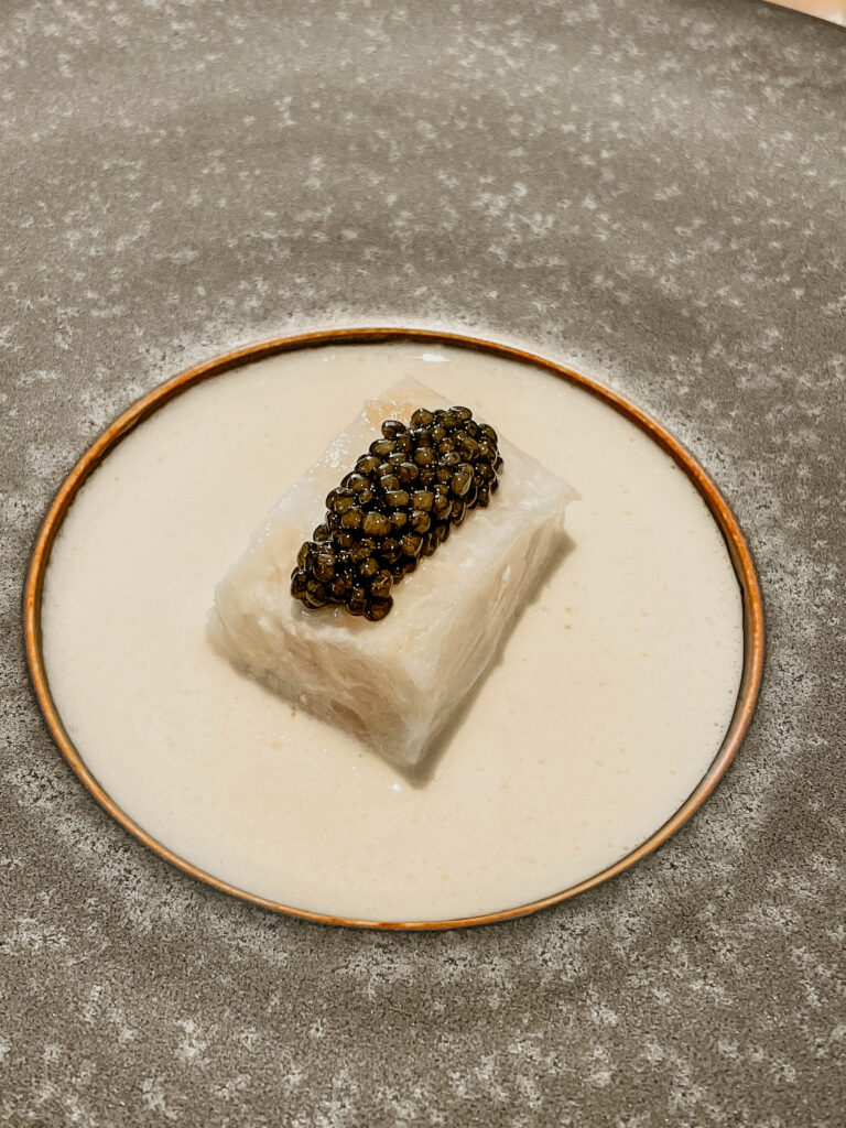 San pietro, beurre blanc (salsa) e caviale